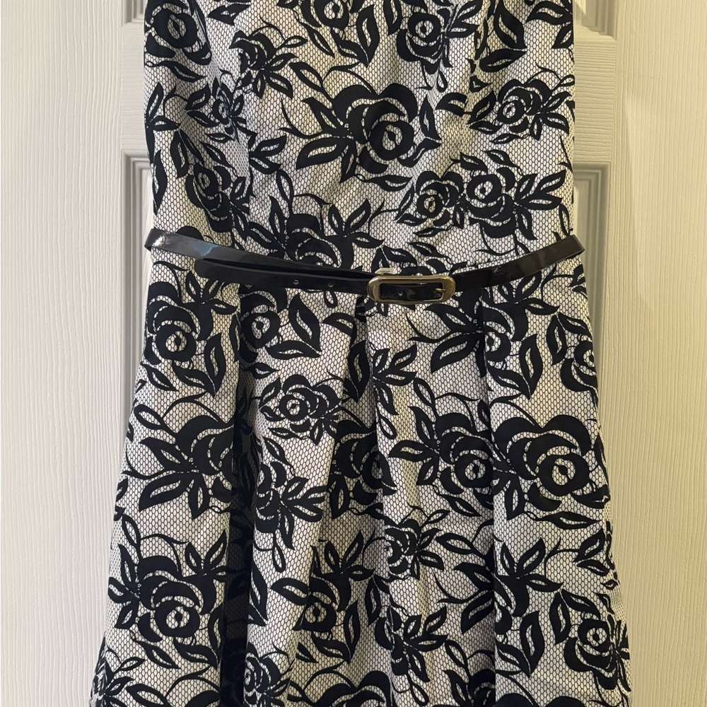 Liz Claiborne Black and White Patterned Dress